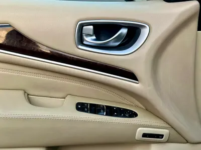 صورة 16 لـ 2013 Infiniti JX-SERIES