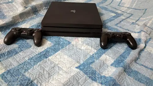 playstation 4 pro 1TB excellent condition