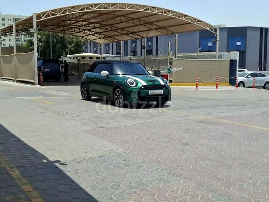 MINI Cooper 2024 — photo 1 of 11