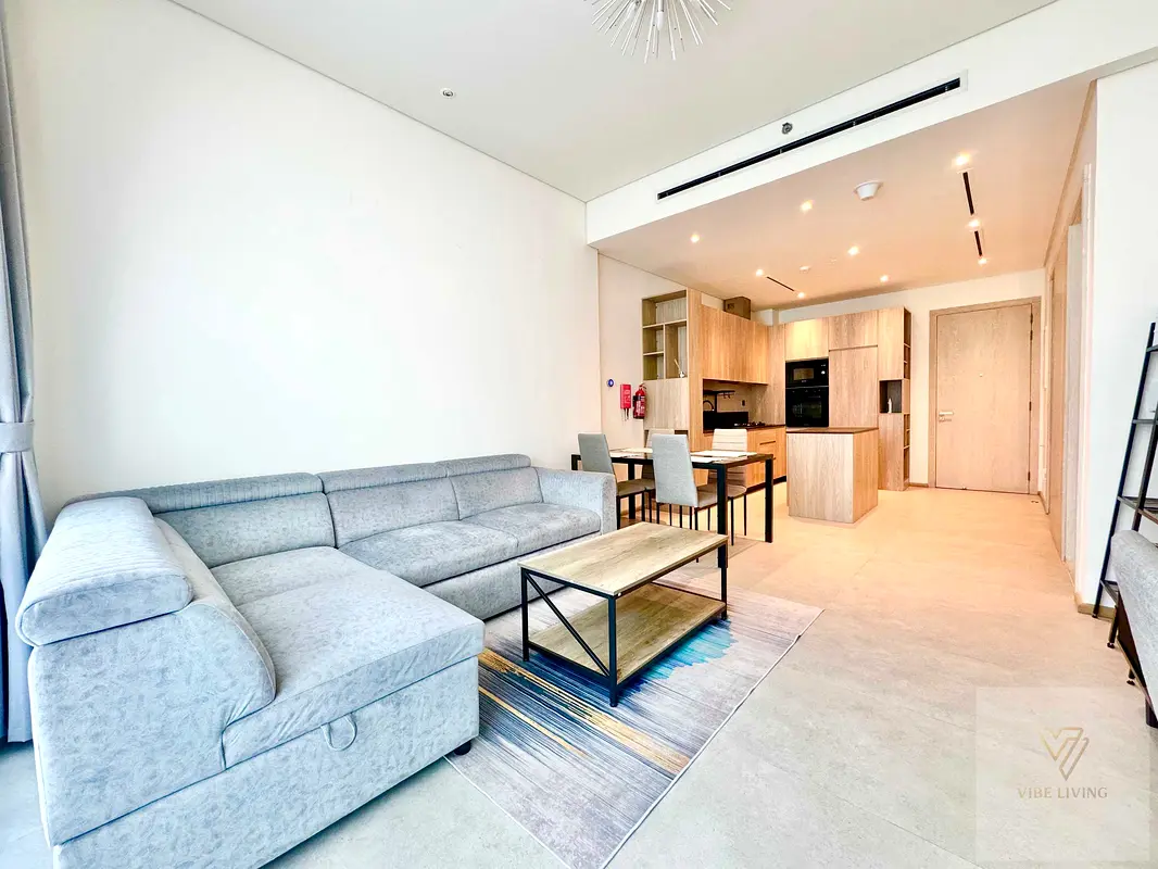 Fully Furnished | Vacant | Best Deal