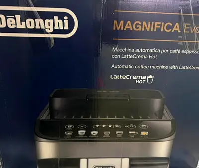 DeLonghi Magnifica Evo Automatic Coffee Machine - LatteCrema
