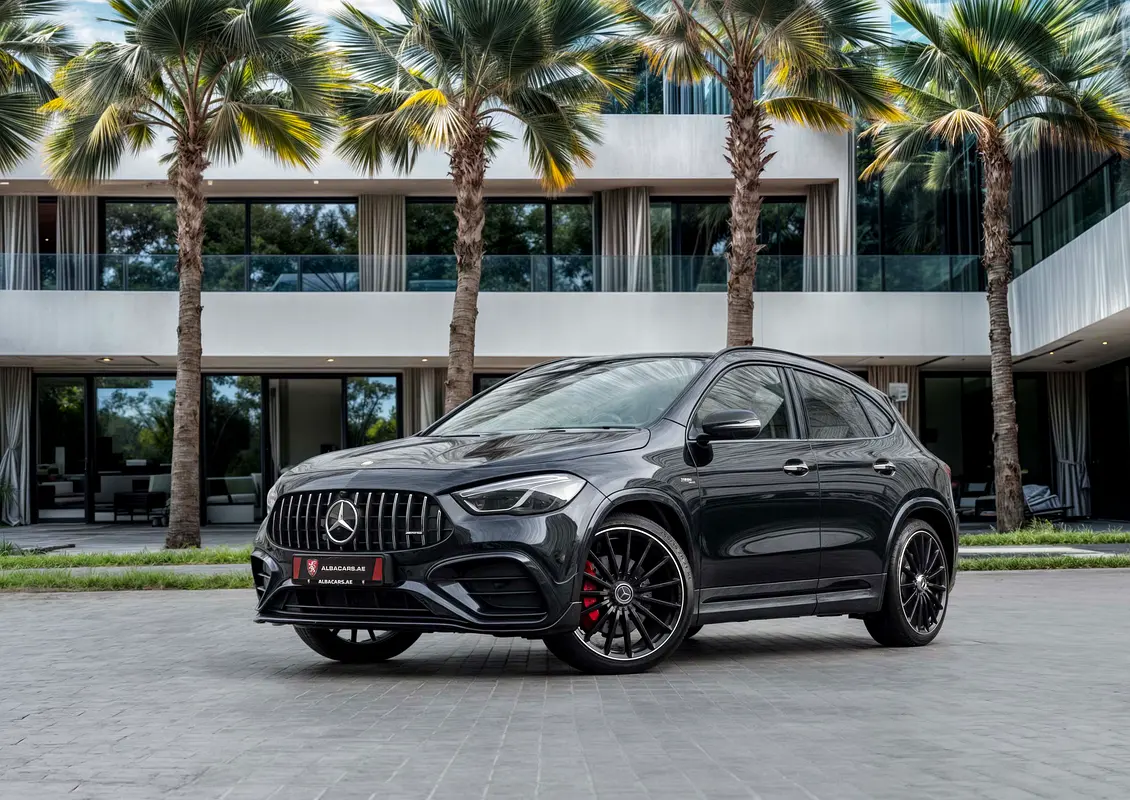 Mercedes-Benz GLA-Class 2025 — photo 1 of 15