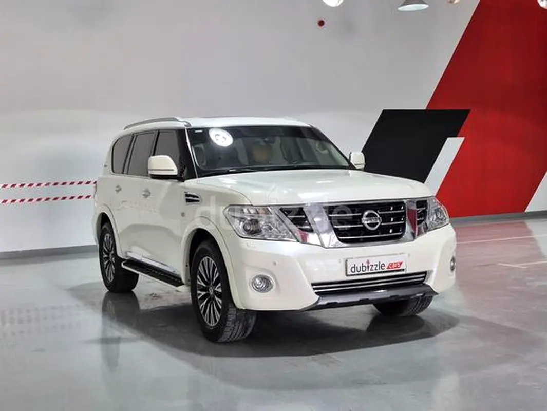 Nissan Patrol 2019 — photo 1 of 13