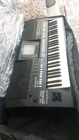 YAMAHA A2000  IN ABUDHABI