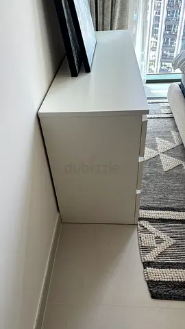 White bedside drawer / nightstand in good condition