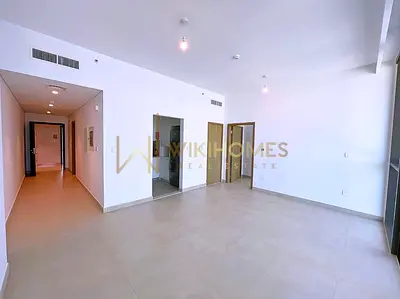 Large Balcony | Zaabeel View | Well Maintained