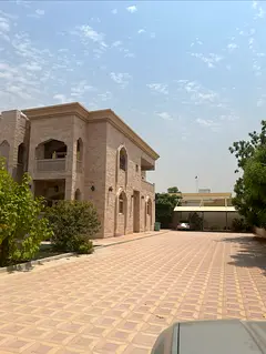 فيلا ديلوكس للبيع في النوف 1 بالشارقة