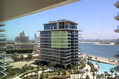 The Largest 3-BR Corner Residence on the Palm