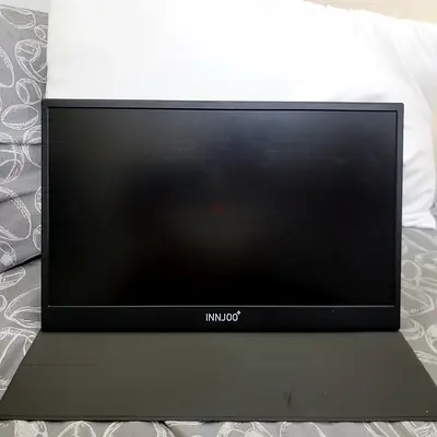 INNJOO 15.6 Portable USB Monitor - Brand. New 2 or 3 times used