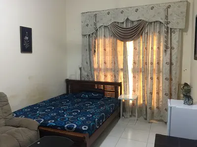 Master Bedroom Available for Working Couples