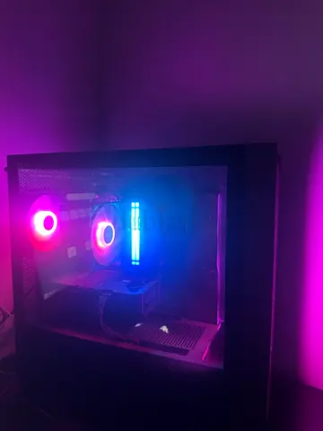 Gaming pc RTX5060ti 16gb Vram Ryzen 5 8400F 16gb DDR5 Ram 1TB SSD