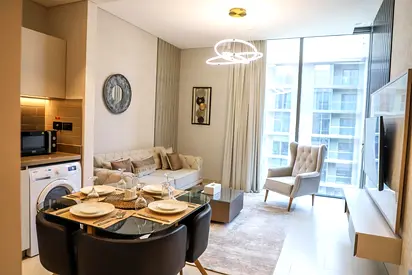 Fully furnished, Open Creek view, High Floor