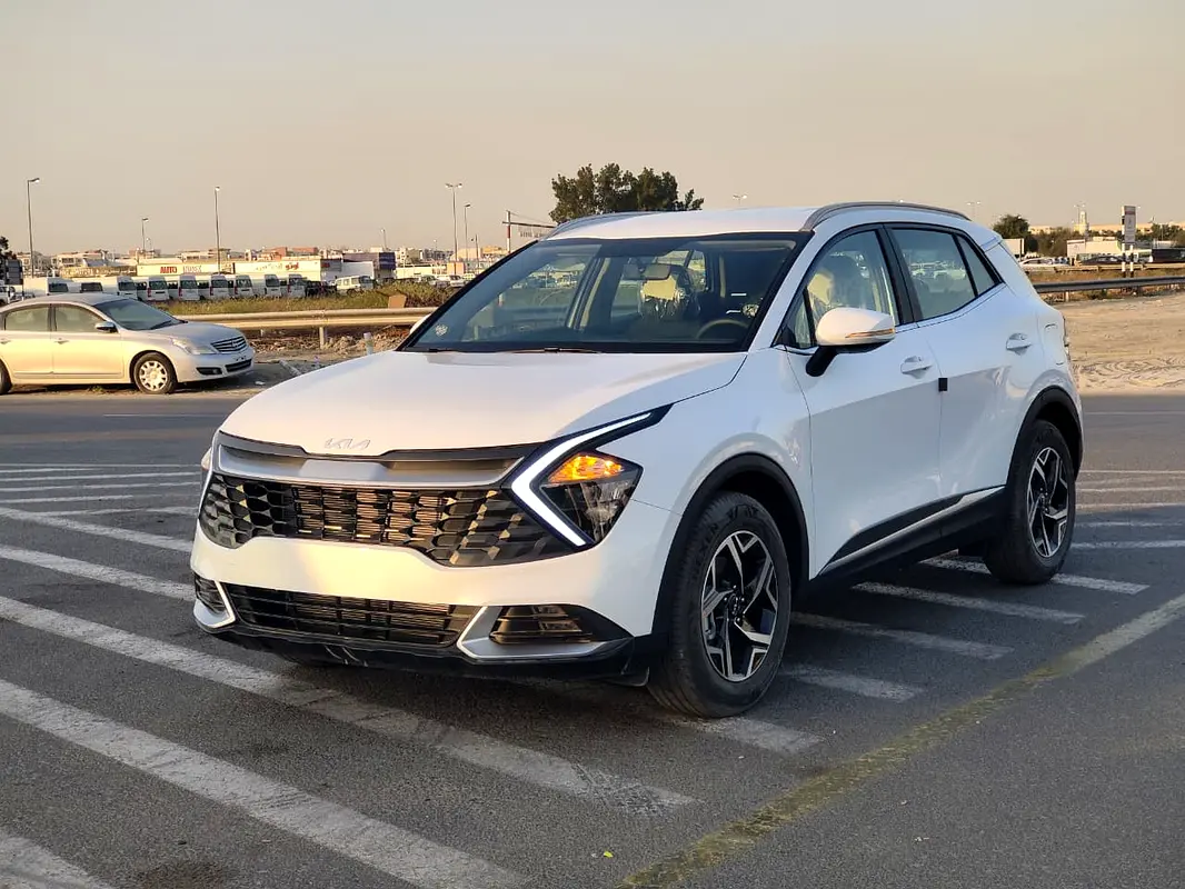 Kia Sportage 2026 — photo 1 of 18