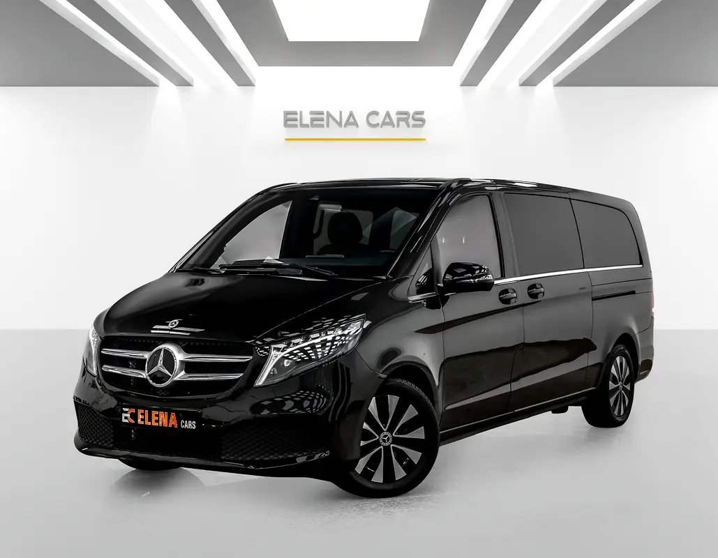 Mercedes-Benz V-Class 2023 — photo 1 of 16