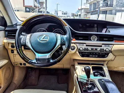 صورة 10 لـ 2015 Lexus ES-SERIES