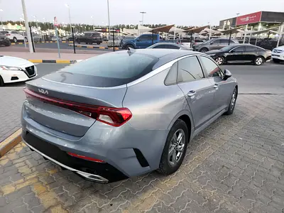صورة 4 لـ 2022 KIA K5