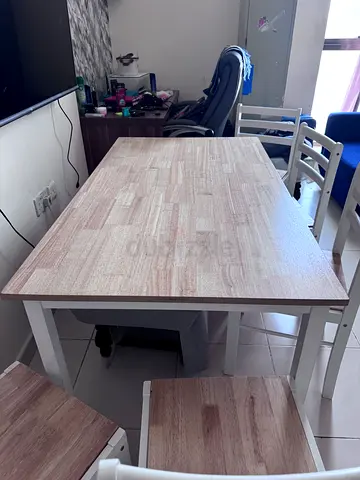 6 seater dining table with chair