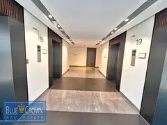 Unique building 1 bedroom !! Skyline view !! Ready to move