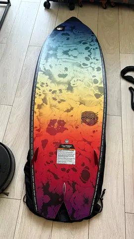 Liquid Force Rocket Wakesurf 2025 Size 5’ 4” with Swell Wakesurf Sock