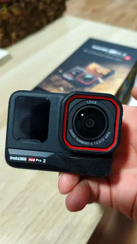 insta360 ace pro 2