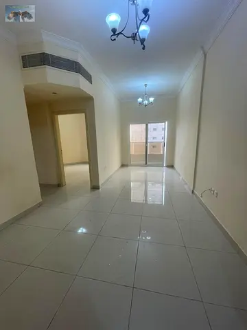 شقه للايجار السنوي غرفتين و صاله منطقه النعيميه عجمان موقع مميز سهوله الوصول لمخرج دبي والشارقه