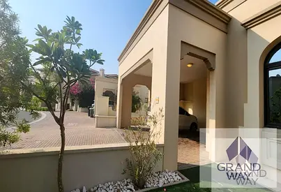 Stand Alone Villa I Garden I Covered Parking