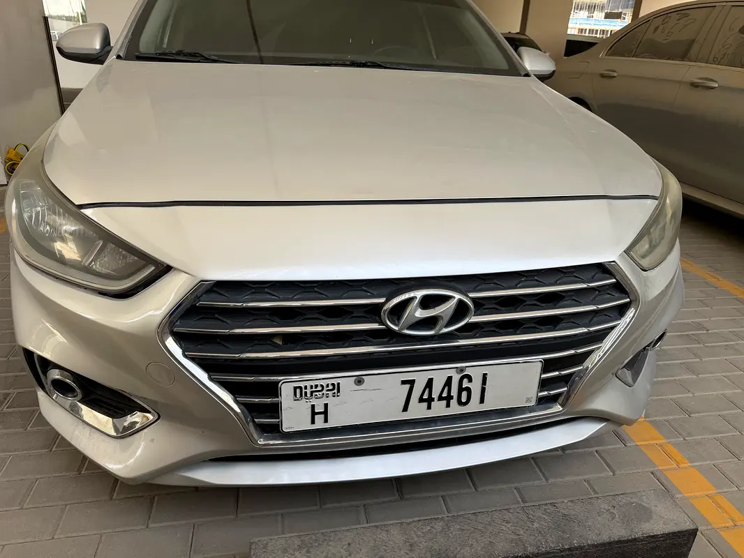Hyundai Accent 2020 — photo 1 of 7