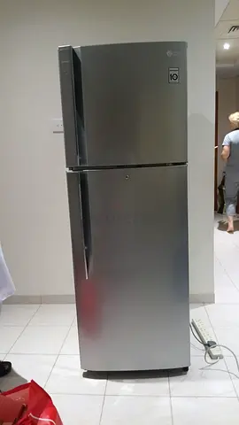 LG Refrigerator and Freezer 400 litres capacity Like New Condition