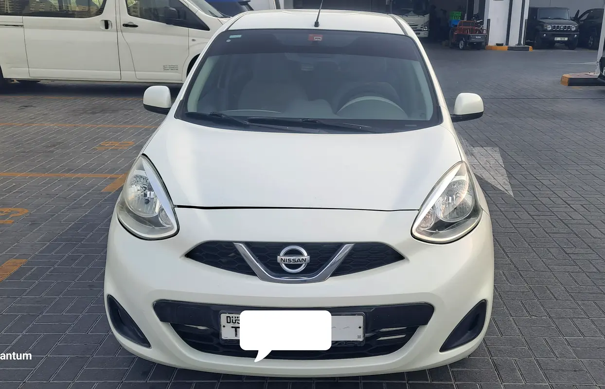 Nissan Micra 2020 — photo 1 of 6