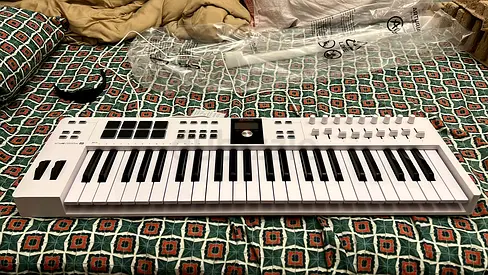 Arturia KeyLab Essential 49 mk3 MIDI Controller