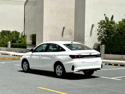 2023 Toyota YARIS 缩略图 8