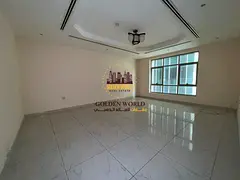 🏙️ 3BR in Al Majaz 3, Corniche. Parking, balcony, master room, 4 baths, maid’s room, city vie