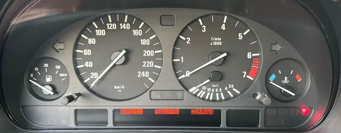 2000 BMW 5-SERIES — фото 15