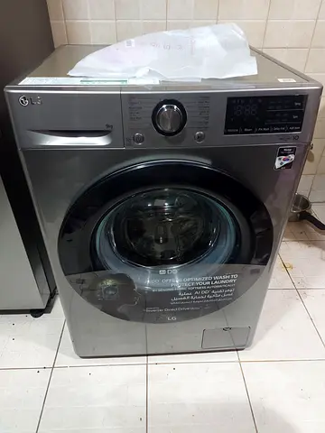 LG ThinQ New model Almost brand new 9kg washing machine