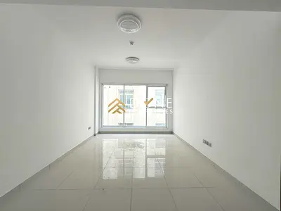 Luxuryz Living: Master Suite 1BR, Central AC, Steps from Park
