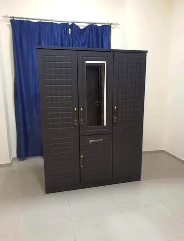 Cupboard 3door