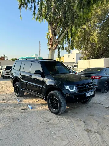 Mitsubishi Pajero GLS Top Line 2008 GCC Specs