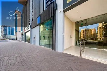 Prime Commercial Unit | Suitable for Salon, Barber Shop, Grocery & Dining
