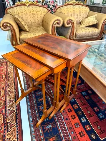 Vantage Set of 3 Vintage Nesting Side Tables - Solid Wood