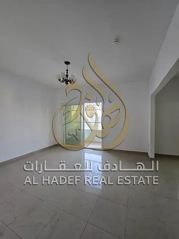 شقة 3 غرف وصالة | الخان | إطلالة بحرية | بلكونة | غرفة خادمة ماستر | باركن مجاني | جيم | مسبح | مساحة عائلية واسعة