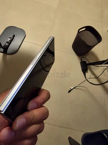 Samsung Galaxy smartphone - good condition, one-owner