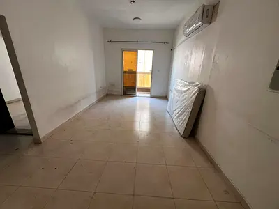 A one-bedroom apartment with a suitable size and excellent layout, located in a prime location near Sheikh Ammar Street, suitable for those looking fo