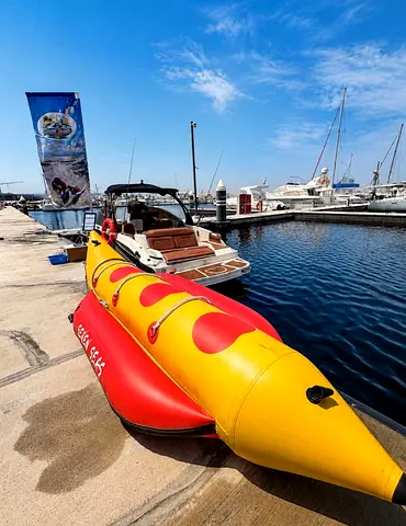 Boat Charter Water Sports for Lease