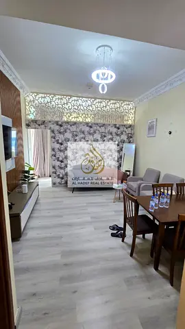 🏡 للإيجار السنوي بعجمان | شقة غرفة وصالة في أبراج عجمان ون – تاور 2 🏡 ✨ موقع مميز | مطبخ أمريكي | تشطيبات راقية