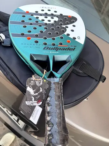 Bupilpadel Padel Racket with Carry Case - Good Condition brand new