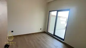 Modern Finishes| Semi-Furnished| Kitchen Appliances | Ready to Move In