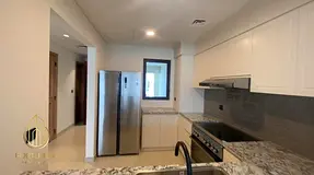 Modern Finishes| Semi-Furnished| Kitchen Appliances | Ready to Move In — 3