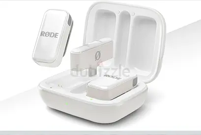 RØDE Wireless Lavalier Mic System (Dual) with Charging Case - White