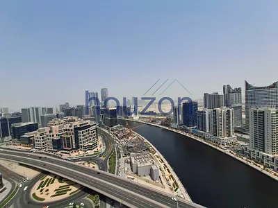 Bright + Spacious 1BR | Vacant | Canal View
