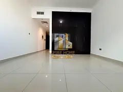 Bright & Spacious Studio